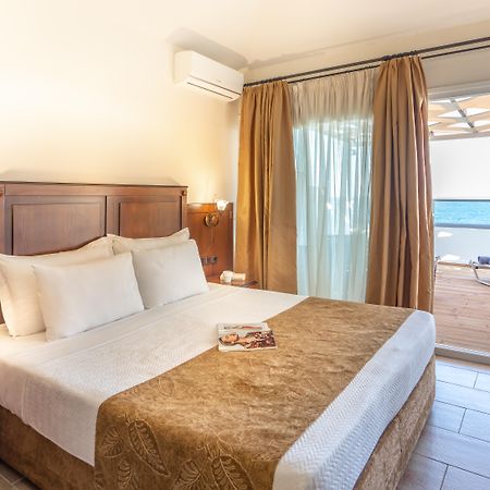 Paralia Beach Boutique Hotel ภายนอก รูปภาพ