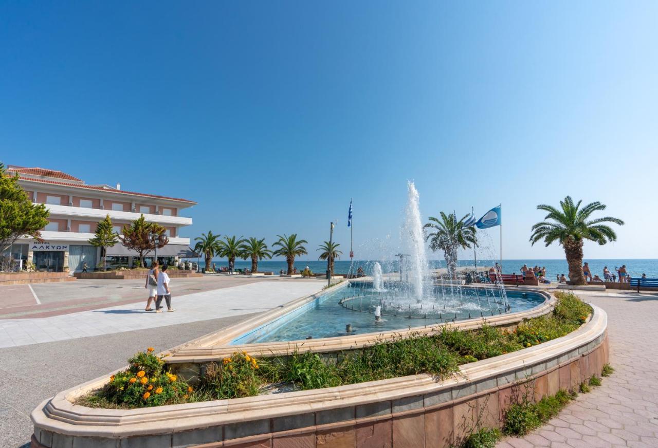 Paralia Beach Boutique Hotel ภายนอก รูปภาพ